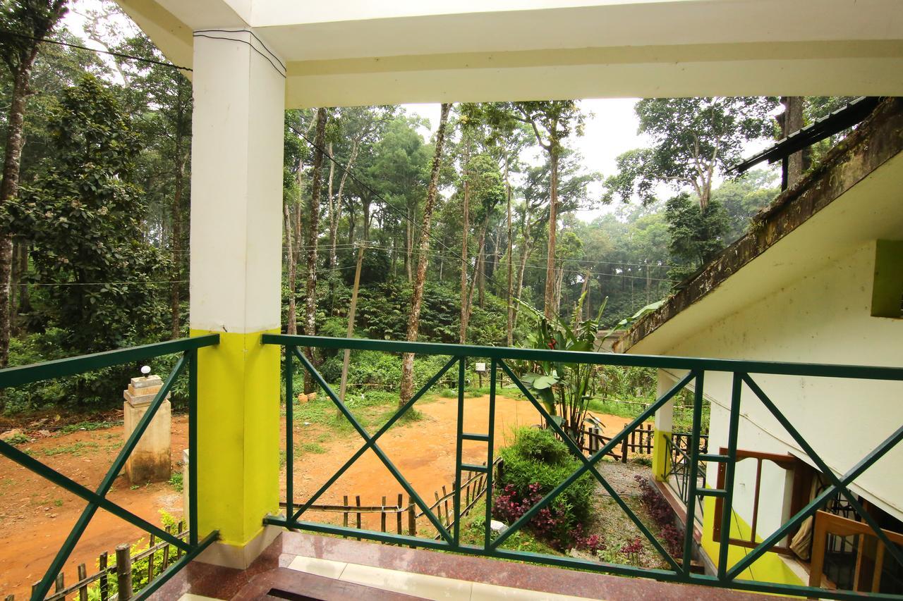 Oyo 4651 Woodpecker Resort Munnar Eksteriør bilde