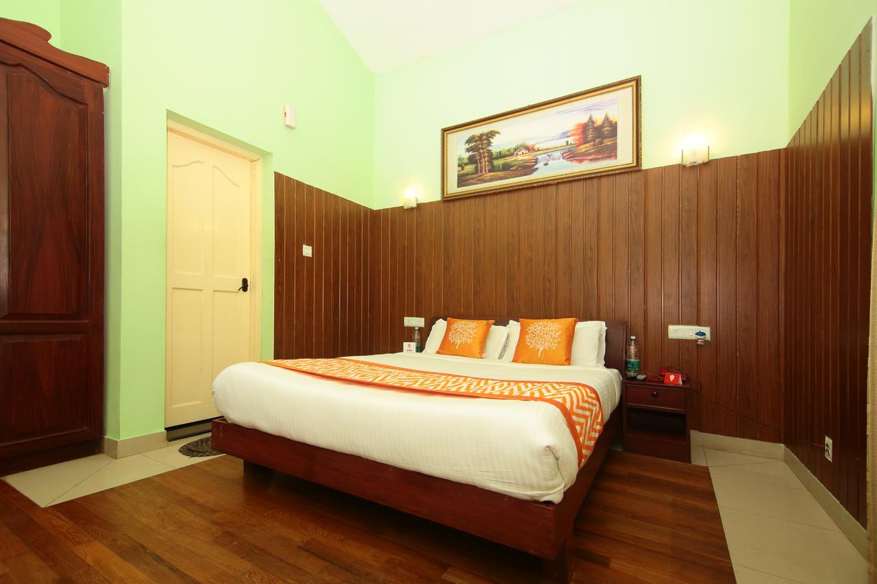 Oyo 4651 Woodpecker Resort Munnar Eksteriør bilde