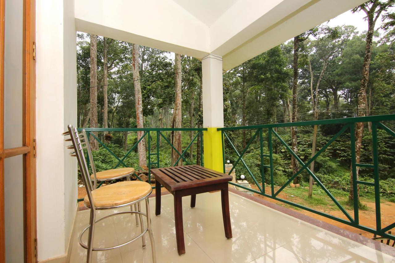 Oyo 4651 Woodpecker Resort Munnar Eksteriør bilde